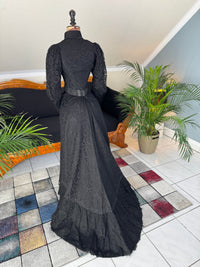 Edwardian black lace day dress, early 20th‑century fashion