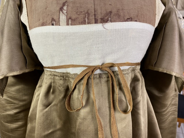 Empire-Seidenkleid, ca. 1805–1810