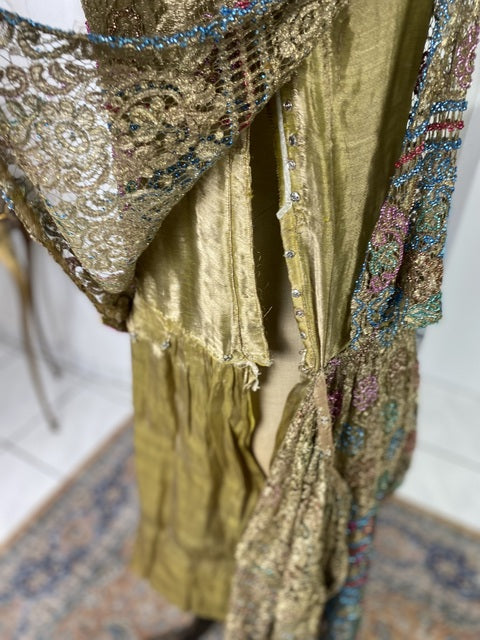 Antikes, besticktes Lamé-Abendkleid, Amerika, ca. 1926