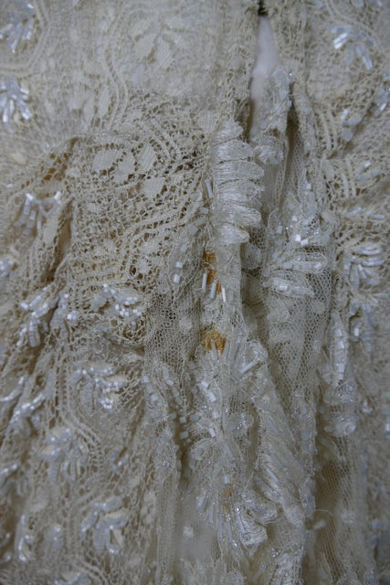 Antikes besticktes Spitzen-Bustle-Überkleid, 1880er Jahre