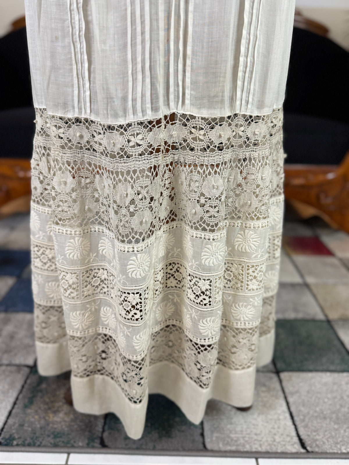 Antikes edwardianisches Teekleid aus Leinen, ca. 1906
