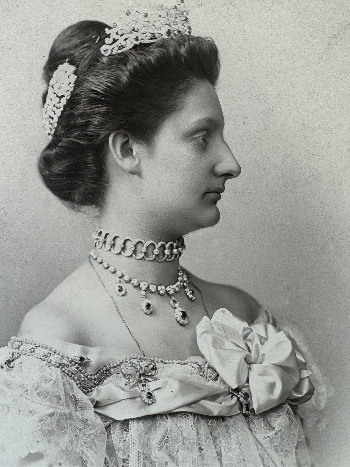 ROYAL Antikes Paar Spitzen-Taschentücher mit Toskana-Württemberg Doppelwappen aus der Aussteuer von Erzherzogin Maria Immakulata, um 1900