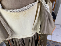 Empire-Seidenkleid, ca. 1805–1810