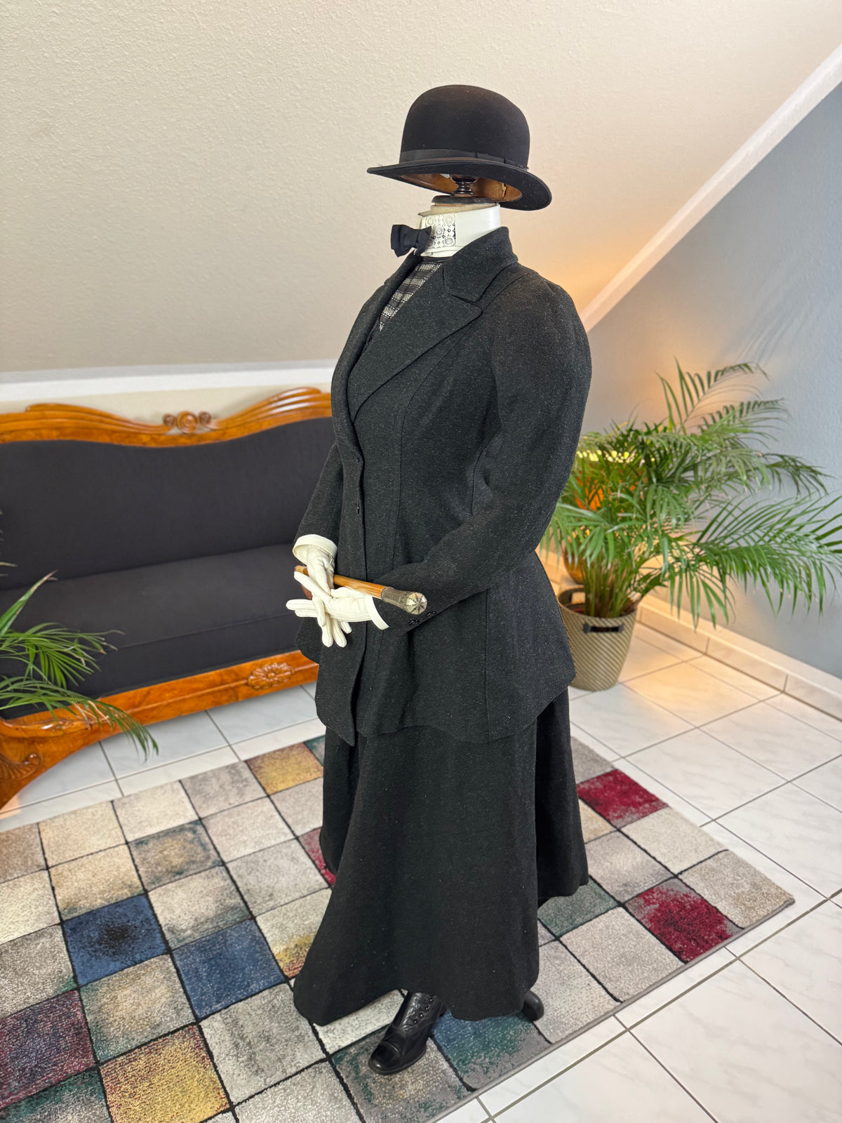LEGG & MILLARD Antique Riding Ensemble, England, ca. 1904