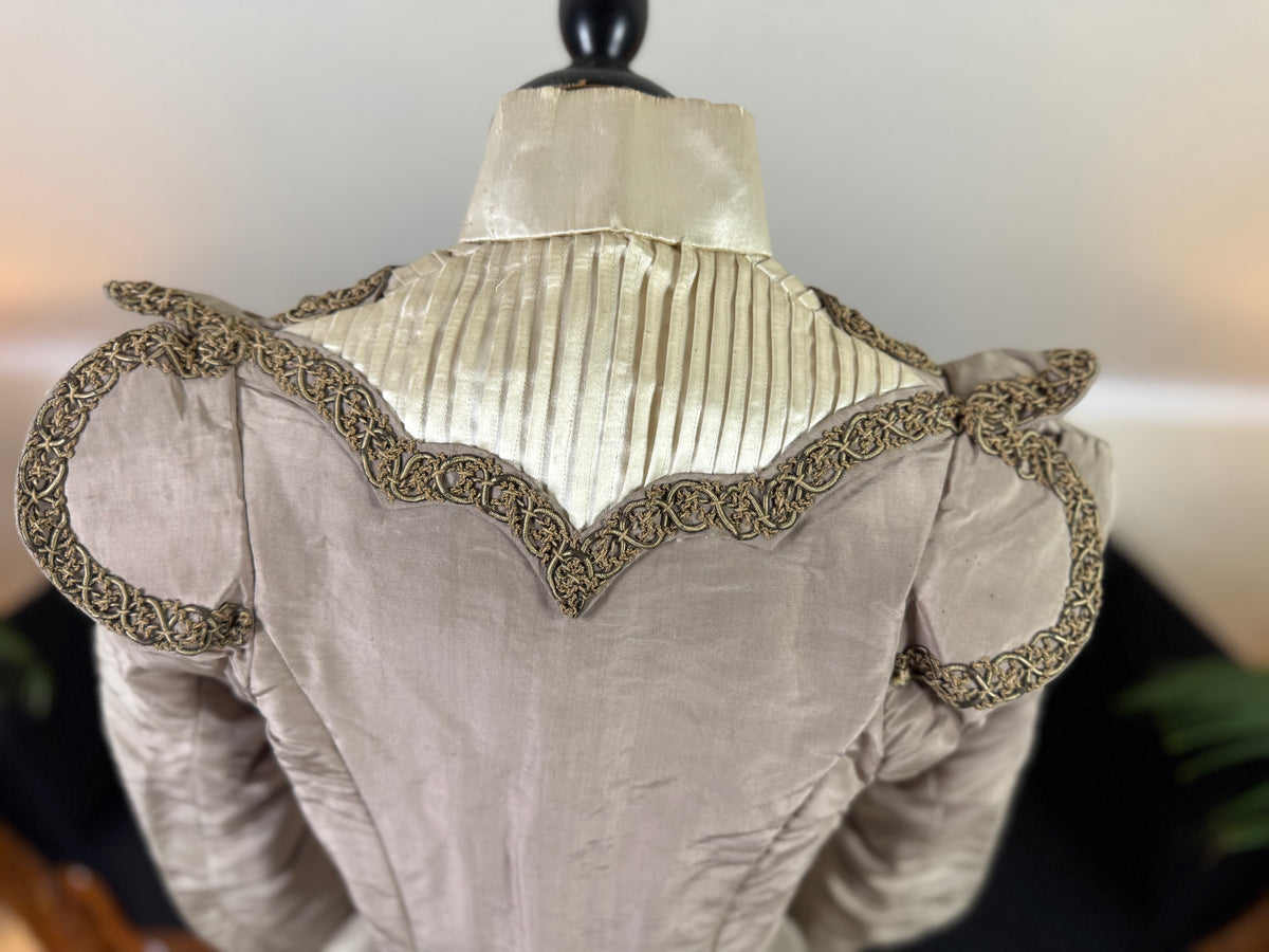 Antikes viktorianisches Gehkleid, ca. 1897 - Dreiteiliges englisches Ensemble