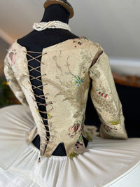 Seltenes Rokoko-Mieder, ca. 1765 – handgenähtes französisches Kleidungsstück aus dem 18. Jahrhundert