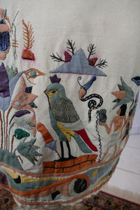 Ägyptische Revival Seidenjacke, ca. 1924 – Appliqué-Motive mit Sphinx, Skarabäus & Pyramide
