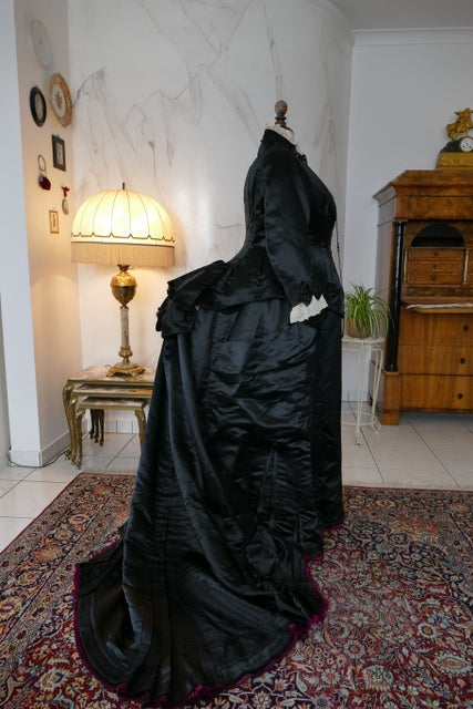EMILE PINGAT Antikes viktorianisches Tournürenkleid, Paris, ca. 1882