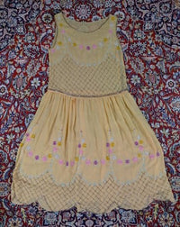 Antikes seidenes, perlenbesetztes Cocktailkleid, ca. 1926