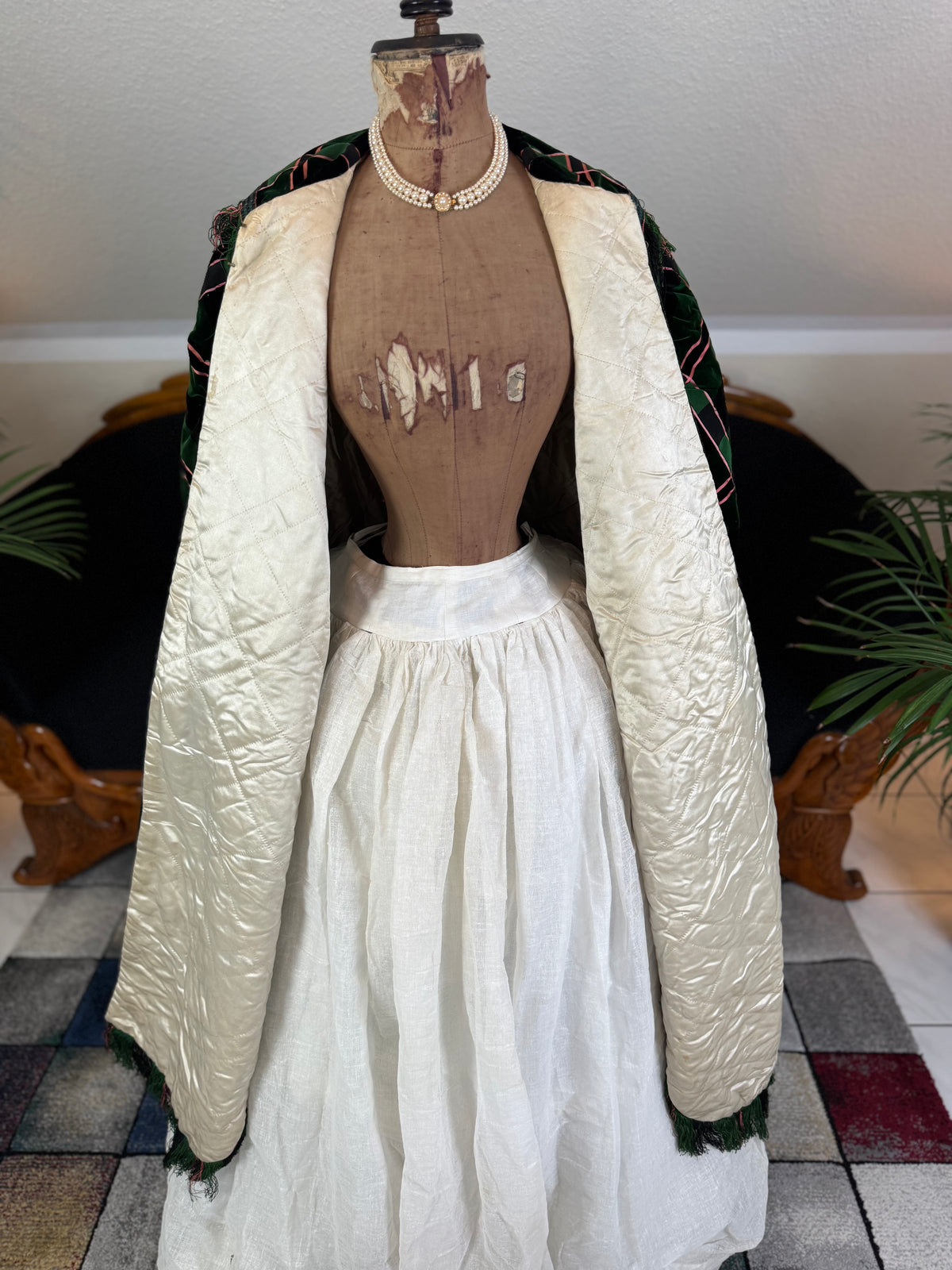 ROYAL Dolman Cape, aus dem Nachlass von Prinzessin Clementine d'Orléans, Prinzessin von Sachsen-Coburg und Gotha-Koháry, ca. 1865