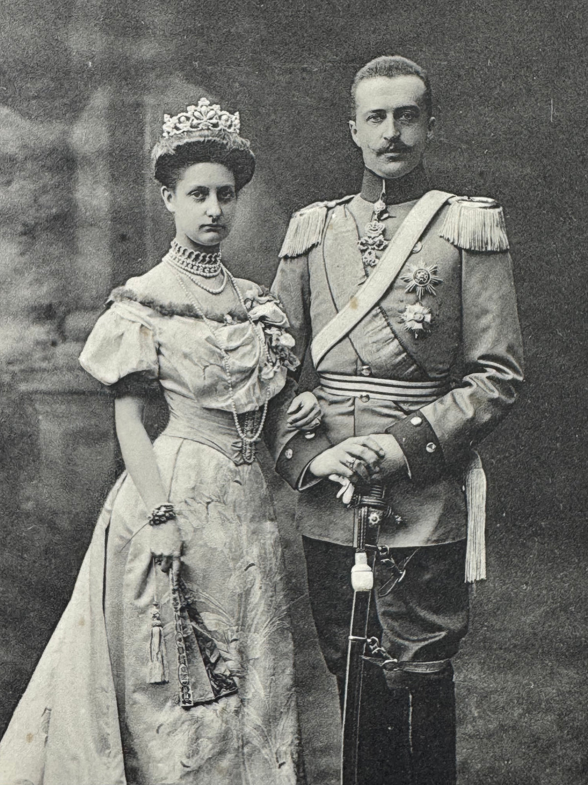 ROYAL Antikes Paar Spitzen-Taschentücher mit Toskana-Württemberg Doppelwappen aus der Aussteuer von Erzherzogin Maria Immakulata, um 1900