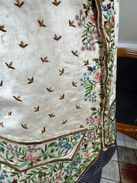 Antike Weste und blaue knielange Seidenhose, ca. 1790 – Besticktes florales Herrenensemble