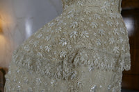 Antikes besticktes Spitzen-Bustle-Überkleid, 1880er Jahre