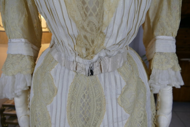 Antikes edwardianisches Kleid von 1901 – MACHARET New York & Paris Zweiteiliges Ensemble aus Seide und Spitze
