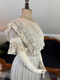 Antikes edwardianisches Teekleid aus Leinen, ca. 1906