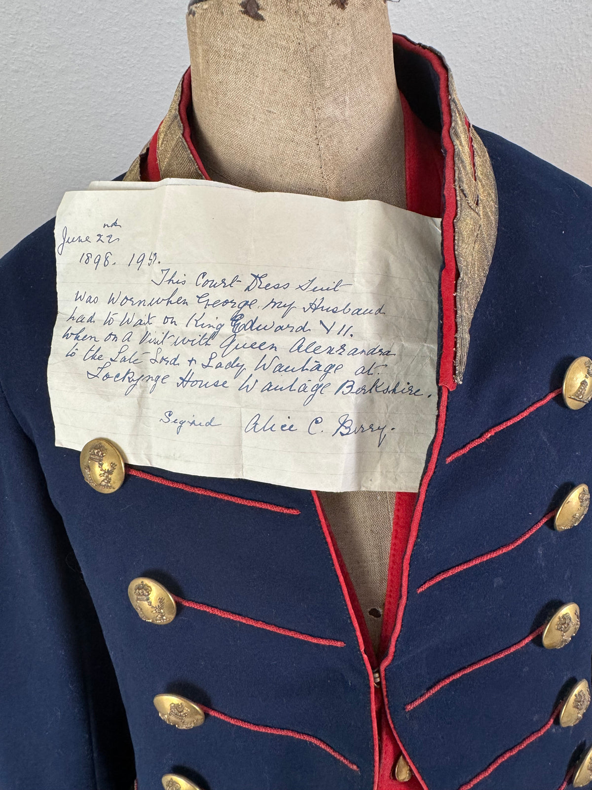 Livree eines Kammerdieners, 1898 – Königliche Dienstuniform für König Edward VII. & Königin Alexandra, Lockinge House