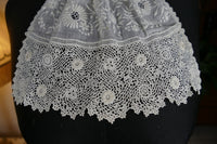 Antique Irish lace jabot with embroidered white muslin, early 20th century, delicate lace border