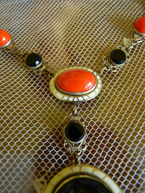 Art Deco Emaille Halskette aus schwarzem &amp; rotem Glas, 1920er