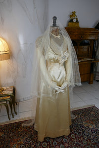 HUGHES &amp; STARNES Brautkleid, ca. 1915