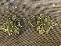 Gürtelschnalle mit zwei Damenporträts, um 1900