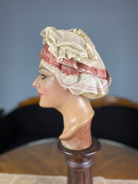 Boudoir-Haube für Schneckenfrisuren, ca. 1910