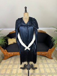 MARSHALL FIELD & Co. antique hooded cape, Chicago, ca. 1924, dark blue silk flapper cape