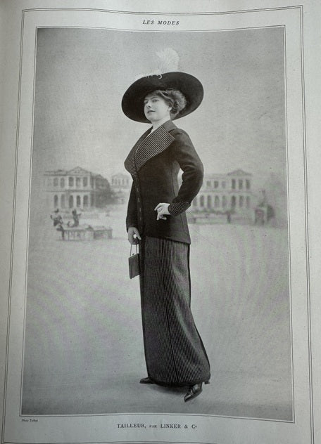 LINKER & Cie. Antikes schwarzes Samt-Gehkleid, Paris, ca. 1910