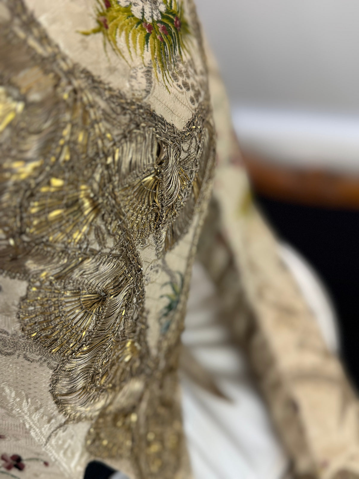 Seltenes Rokoko-Mieder, ca. 1765 – handgenähtes französisches Kleidungsstück aus dem 18. Jahrhundert