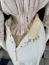 Natural Fiber Day Ensemble – Linen Skirt, Cotton Blouse & Leather Shoes