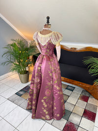 Antikes lilafarbenes Seiden-Ballkleid aus der viktorianischen Ära, ca. 1895