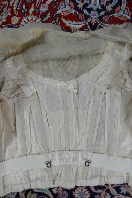 Antikes edwardianisches Kleid von 1901 – MACHARET New York & Paris Zweiteiliges Ensemble aus Seide und Spitze