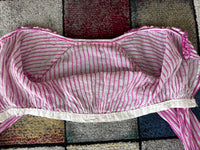 Sommerliche Eleganz einer jungen Dame – Antikes Kleid, ca. 1858