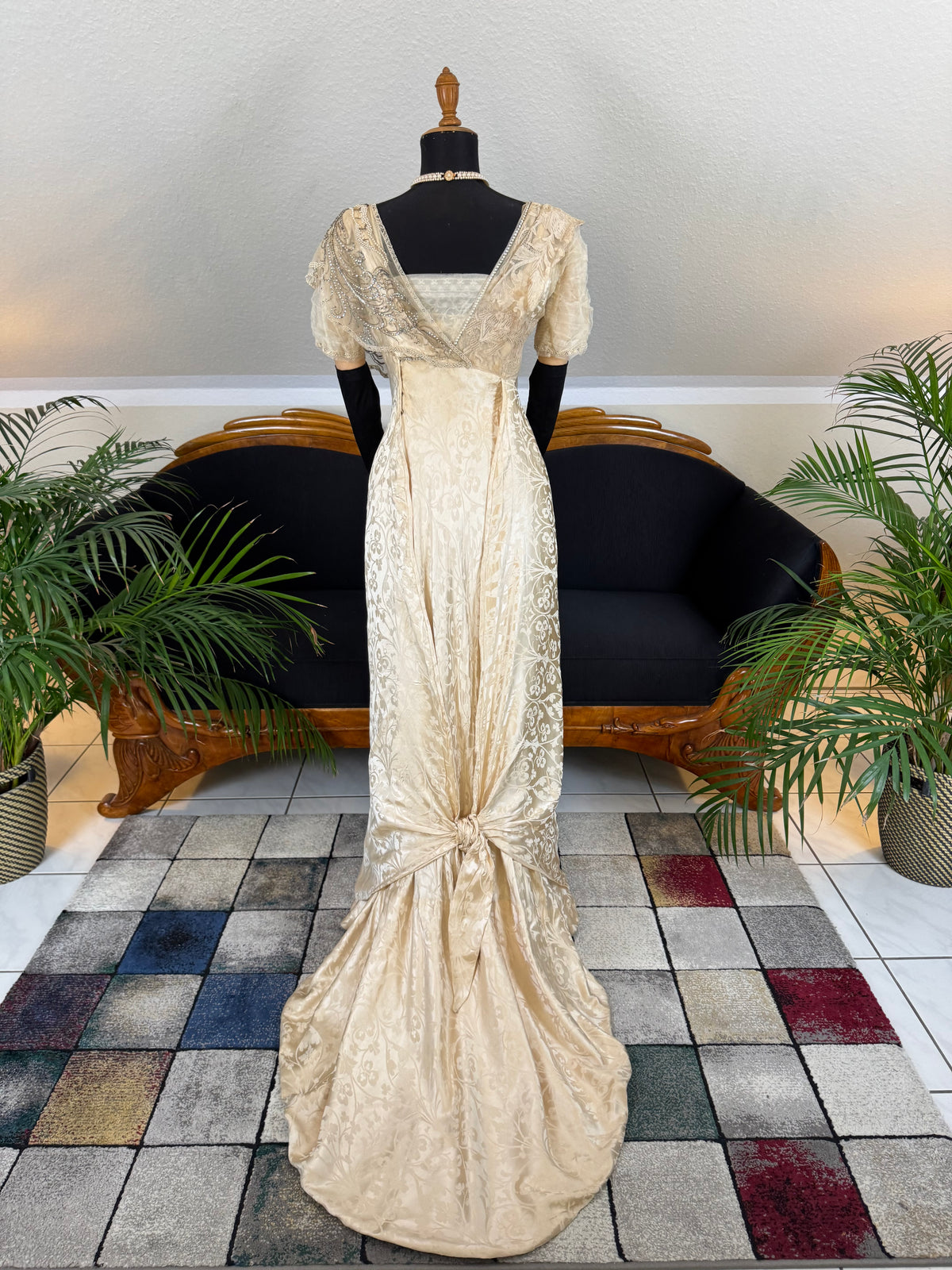 Edwardian wedding ensemble by Reville & Rossiter London with original box, shoes and accessories, Lady Gillman provenance, 1911