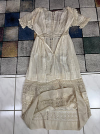 Antikes edwardianisches Teekleid aus Leinen, ca. 1906
