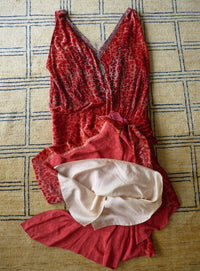 WORTH Antikes Samtkleid mit Dévoré-Muster, Paris, ca. 1926