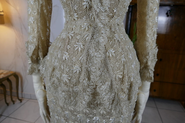 Antikes besticktes Spitzen-Bustle-Überkleid, 1880er Jahre