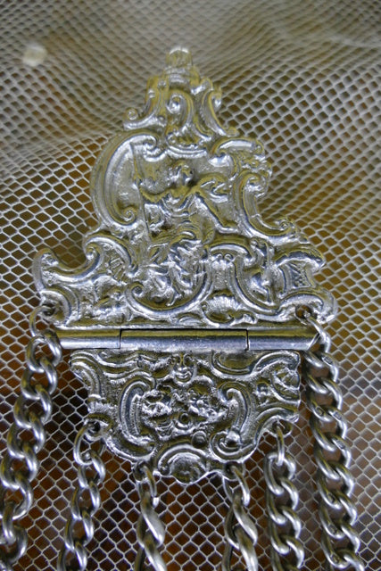 Châtelaine-Broche, 1902-1964