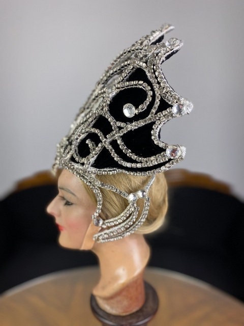 Ausgefallener Showgirl-Kopfschmuck, späte 1920er Jahre