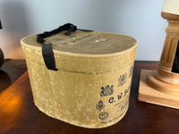 Rare C. W. Borchert Berlin antique hat box, oval form, court supplier, with recipient label