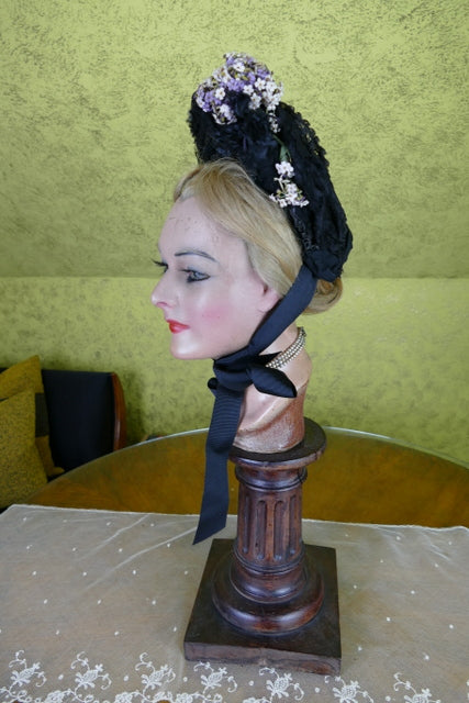 Vergissmeinnicht-Haube, 1880er Jahre