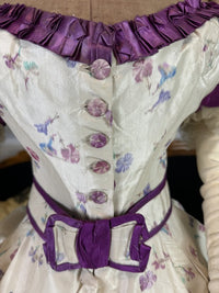 Antikes Seidenabendkleid mit Tagesoberteil, ca. 1864