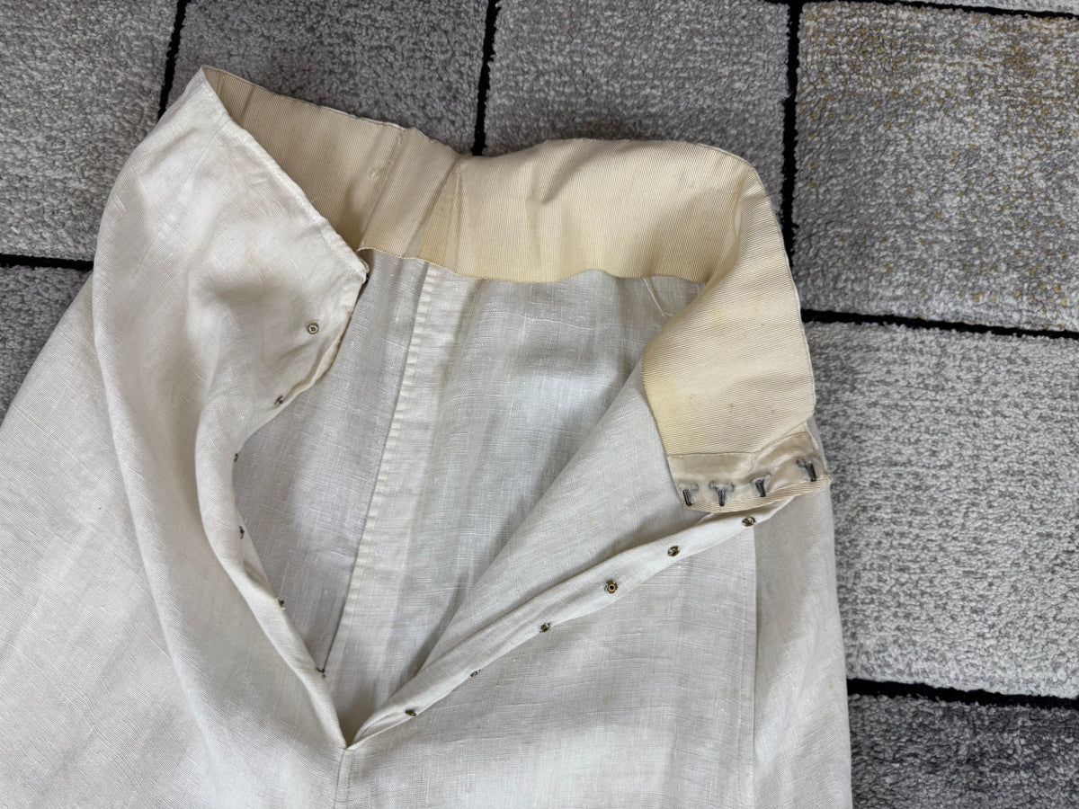 Natural Fiber Day Ensemble – Linen Skirt, Cotton Blouse & Leather Shoes