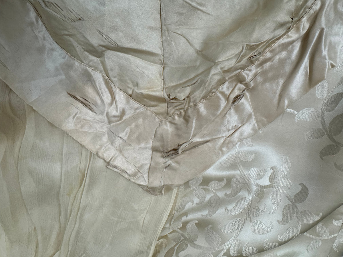 Evening Dress 1912 – Cream Silk Brocade with Lace & Crepe Drapes by M. E. Humble, Court Dressmaker, Lady Gillman Provenance