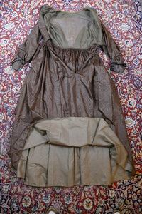 Antike Biedermeier Mutter-Tochter Moiré-Seiden-Nachmittagskleider, 1840er Jahre