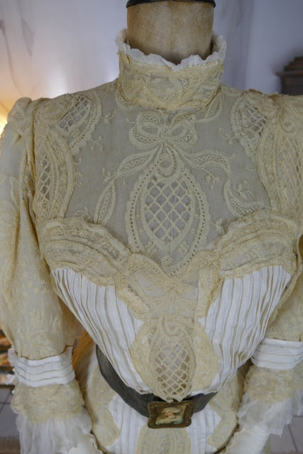 Antikes edwardianisches Kleid von 1901 – MACHARET New York & Paris Zweiteiliges Ensemble aus Seide und Spitze