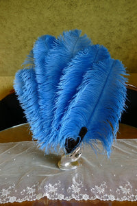 Blau schattierter Fächer aus Straußenfedern, 1920er Jahre