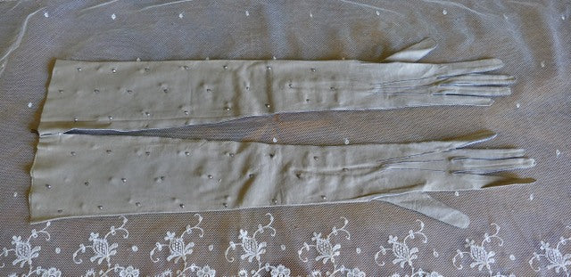 Antike Opernhandschuhe, ca. 1890-1910