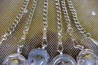 Chatelaine-Brosche, 1902-1964