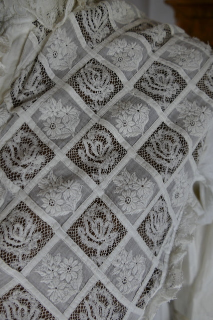 Boudoir-Gewand, Amerika, ca. 1877