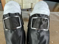 Spätbarocke Damenschuhe, 1730er–1740er Jahre – Seltene englische Seidenschuhe aus dem 18. Jahrhundert